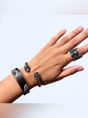 Goth Skull Bracelet & Ring Jewelry Bundle!